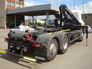 Спецавтомобиль Scania Р360 с мультилифтом ХР 18S и гидравлическим КМУ Hiab 144B-3